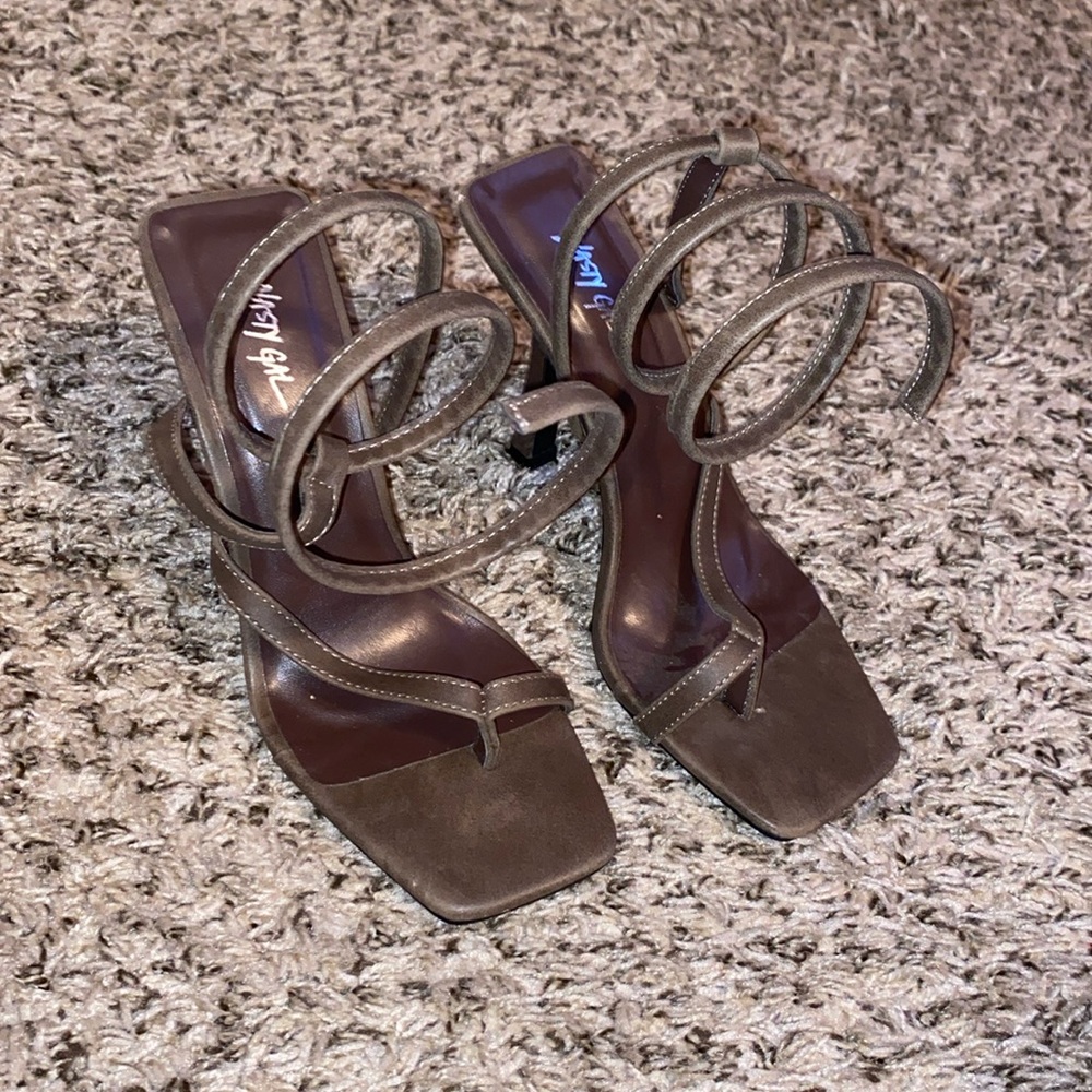 Square Toe Wrap Around Stiletto Heels size 6 (37)